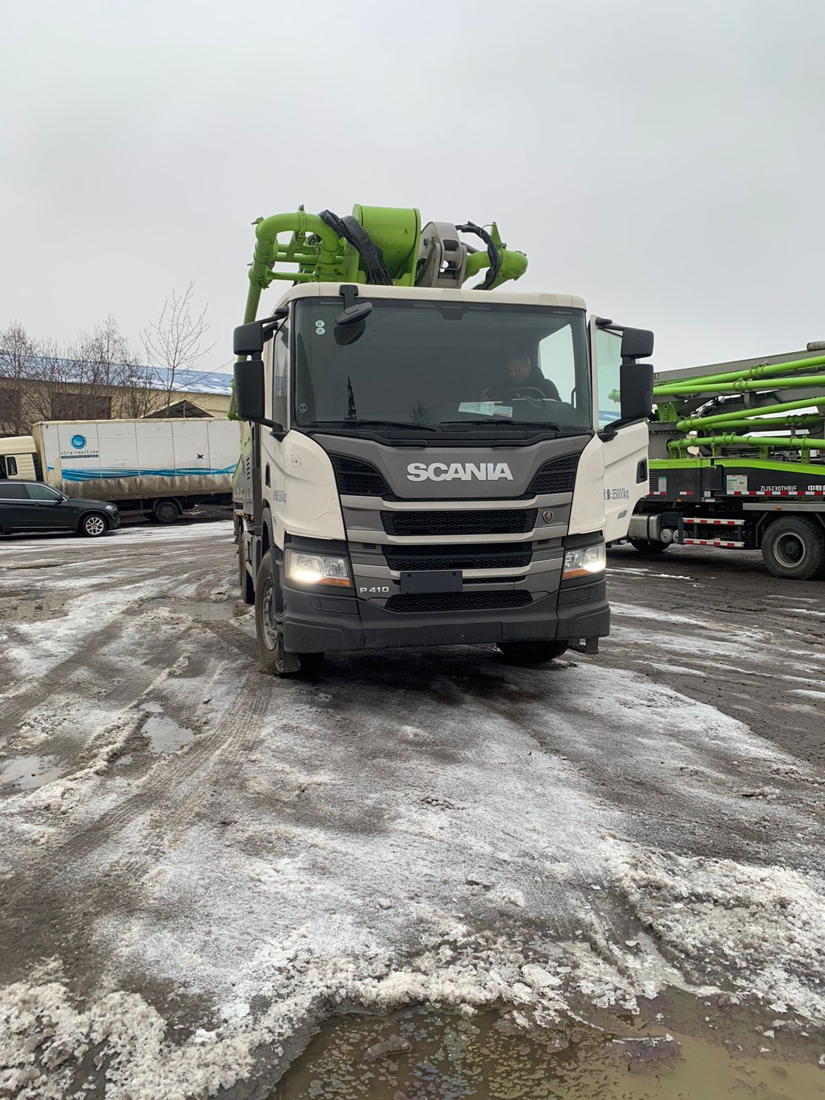Автобетононасос ZOOMLION 52 метра на базе шасси SCANIA 6x4