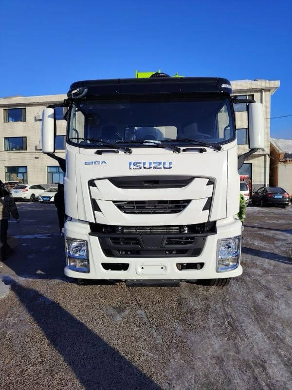 Автобетононасос с миксером ISUZU GIGA 28 метров на базе шасси ISUZU 8x4