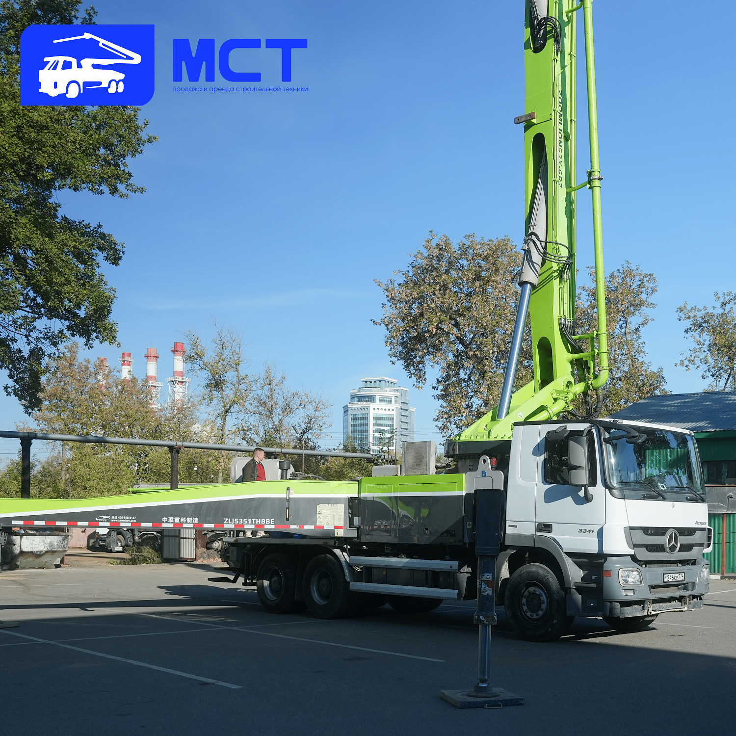 Автобетононасос ZOOMLION 52 метра на базе шасси Mercedes Benz