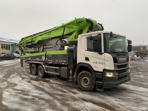 Автобетононасос ZOOMLION 52 метра на базе шасси SCANIA 6x4