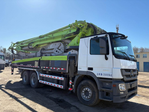 Автобетононасос ZOOMLION 49 метров на шасси MERCEDES BENZ